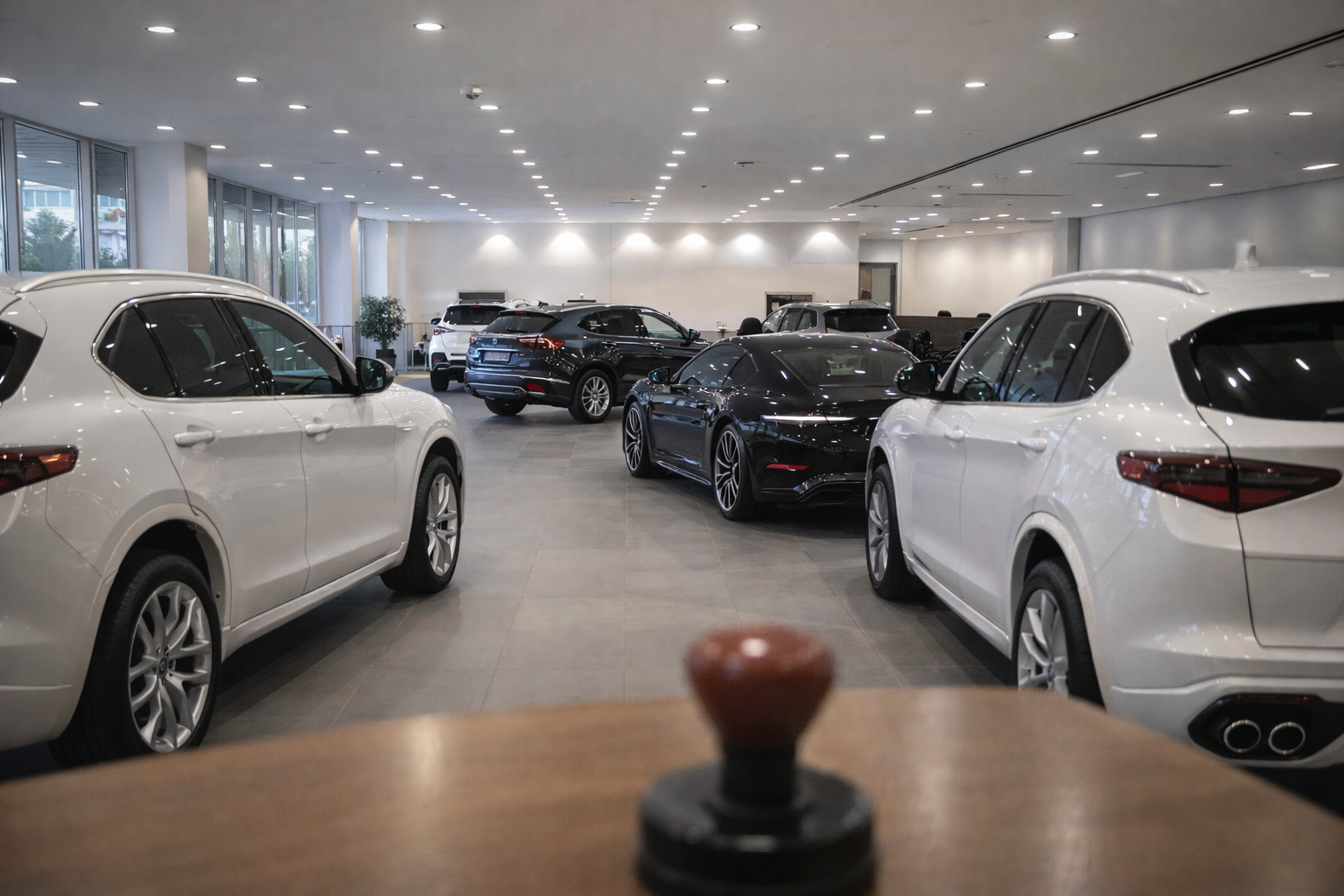 El Gobierno elimina el impuesto interno a autos de alta gama y anticipan bajas de precios