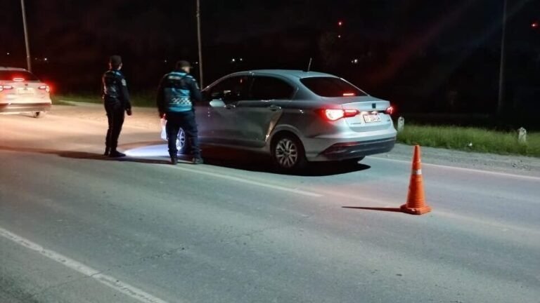 Controles policiales en Salta: operativos en calles y rutas para prevención del delito