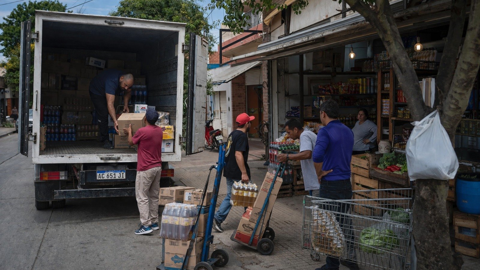 El combustible sube y el consumo se recalcula: cómo impacta en la economía del norte