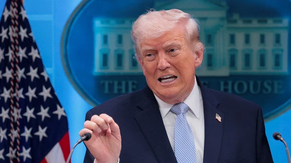 Estados Unidos e Israel intensifican ataques contra Irán y crece el temor a una escalada global