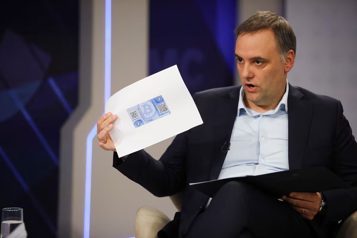 Declaración jurada de Adorni: patrimonio, deudas y bienes bajo revisión pública