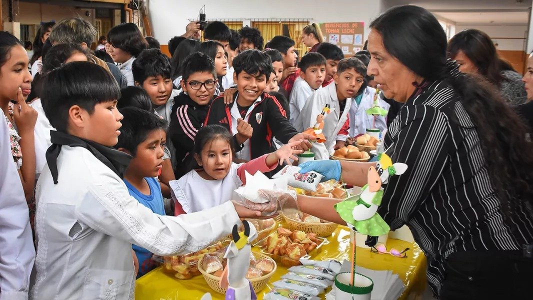 Nutrición escolar: destinan más de $280 millones para insumos de la Copa de Leche en Salta