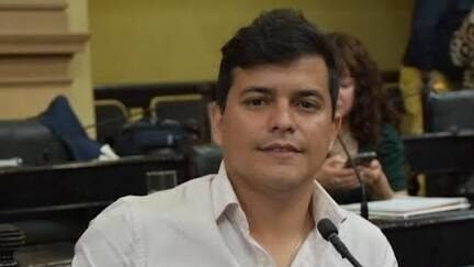 Protección animal y salud pública: Diputados aprobó por unanimidad la «Ley Lola» impulsada por Edgar Domínguez