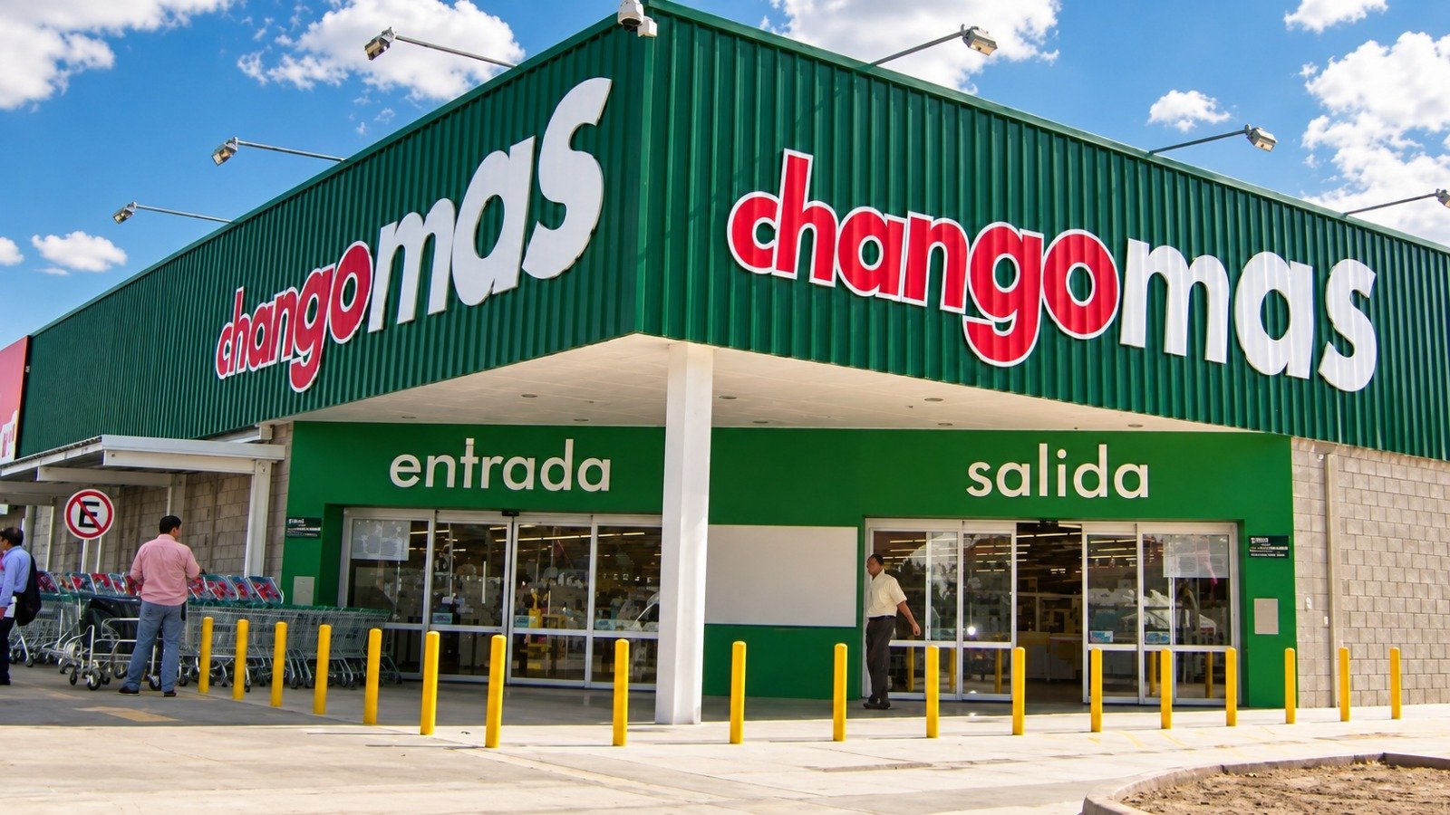 Los supermercados vendieron 2,7% menos entre enero y julio de 2026